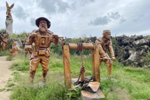 Blockhausen - Sauensäger - Kettensägenkünstler | Bergmaenner kettensaegenkunst Erzgebirge Bergmaenner kettensaegenkunst Erzgebirge | Blockhausen - Sauensäger - Kettensägenkünstler