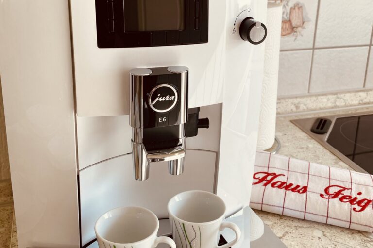 Jura-Kaffeevollautomat mit Dallmayr-Bohnen