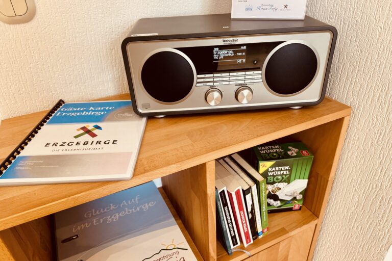 DAB+ Radio mit Bluetooth-Kopplung